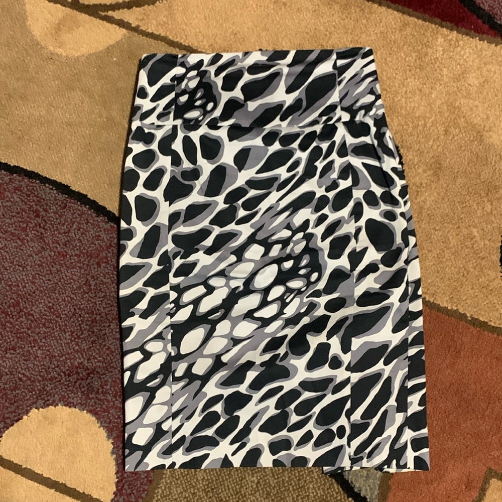 Express MIDI Pencil Skirt